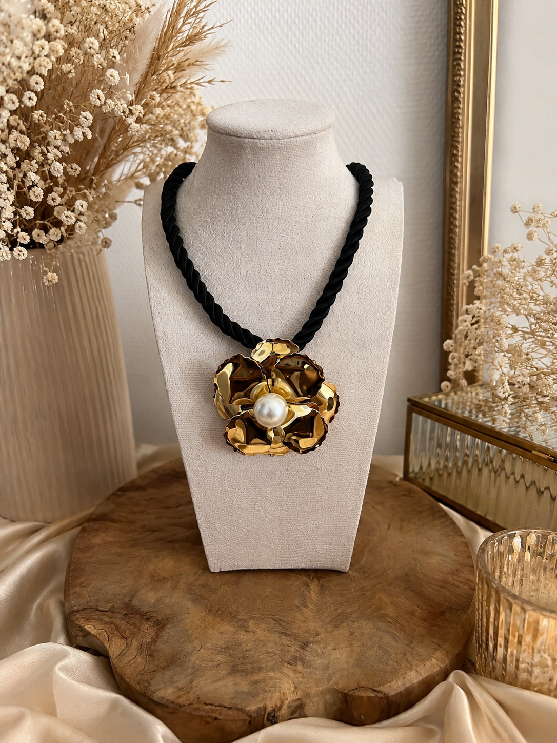 Collier fleurs
