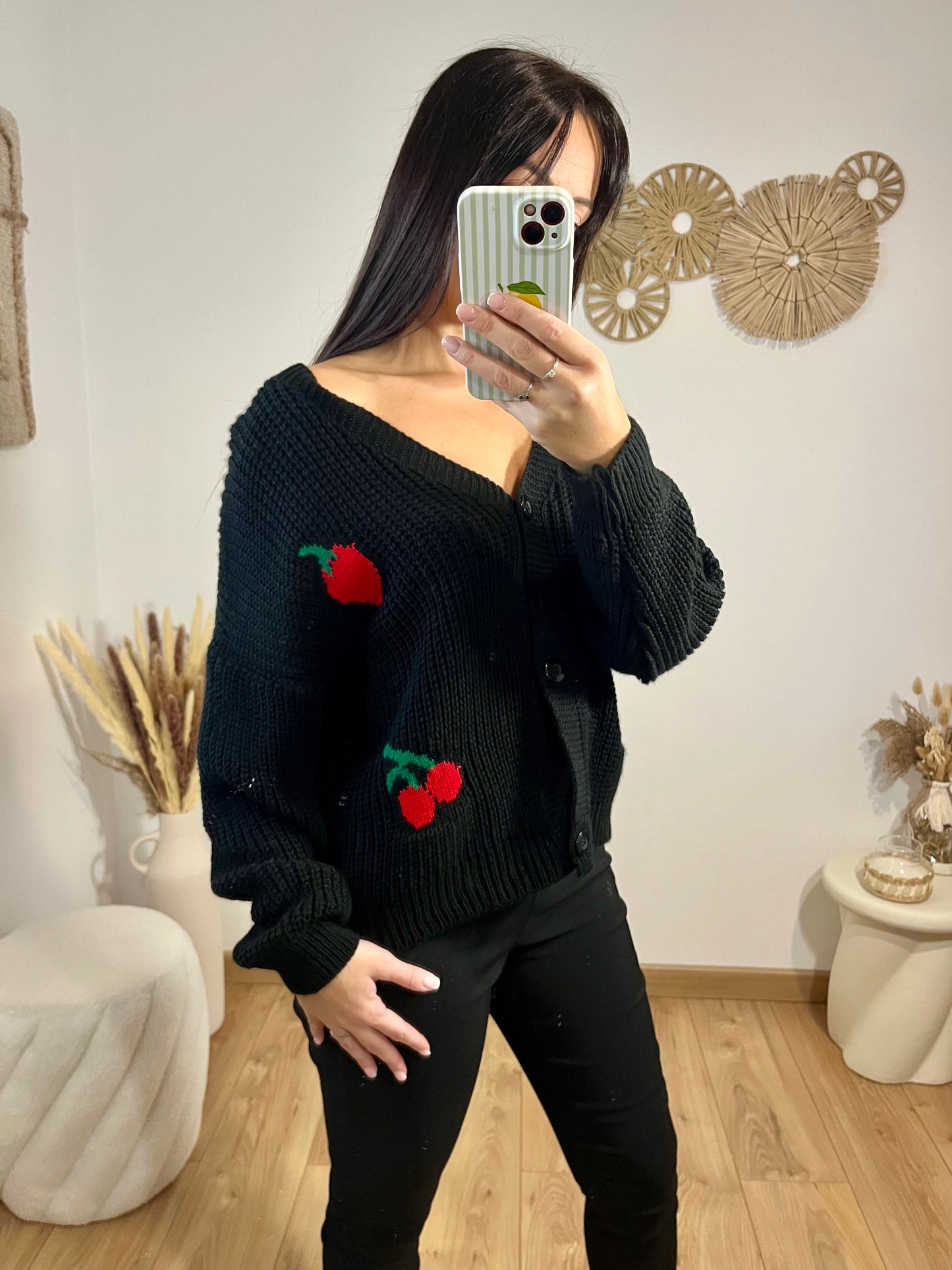 Gilet noir cerises