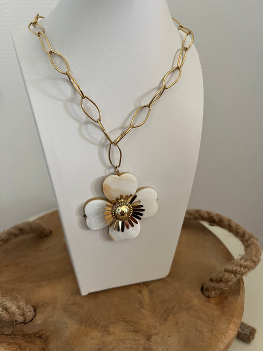 Collier trèfle