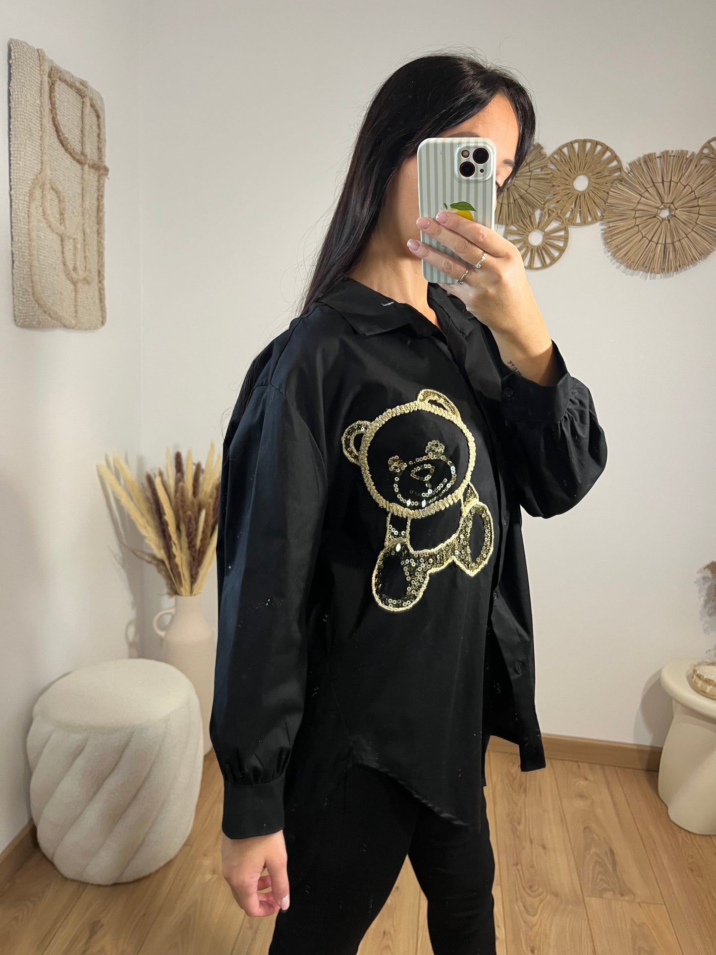 Chemise noire ourson