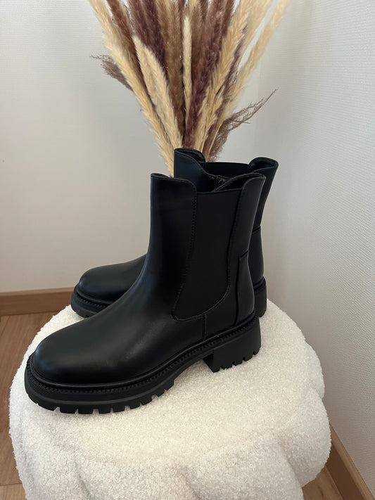 Bottine noire