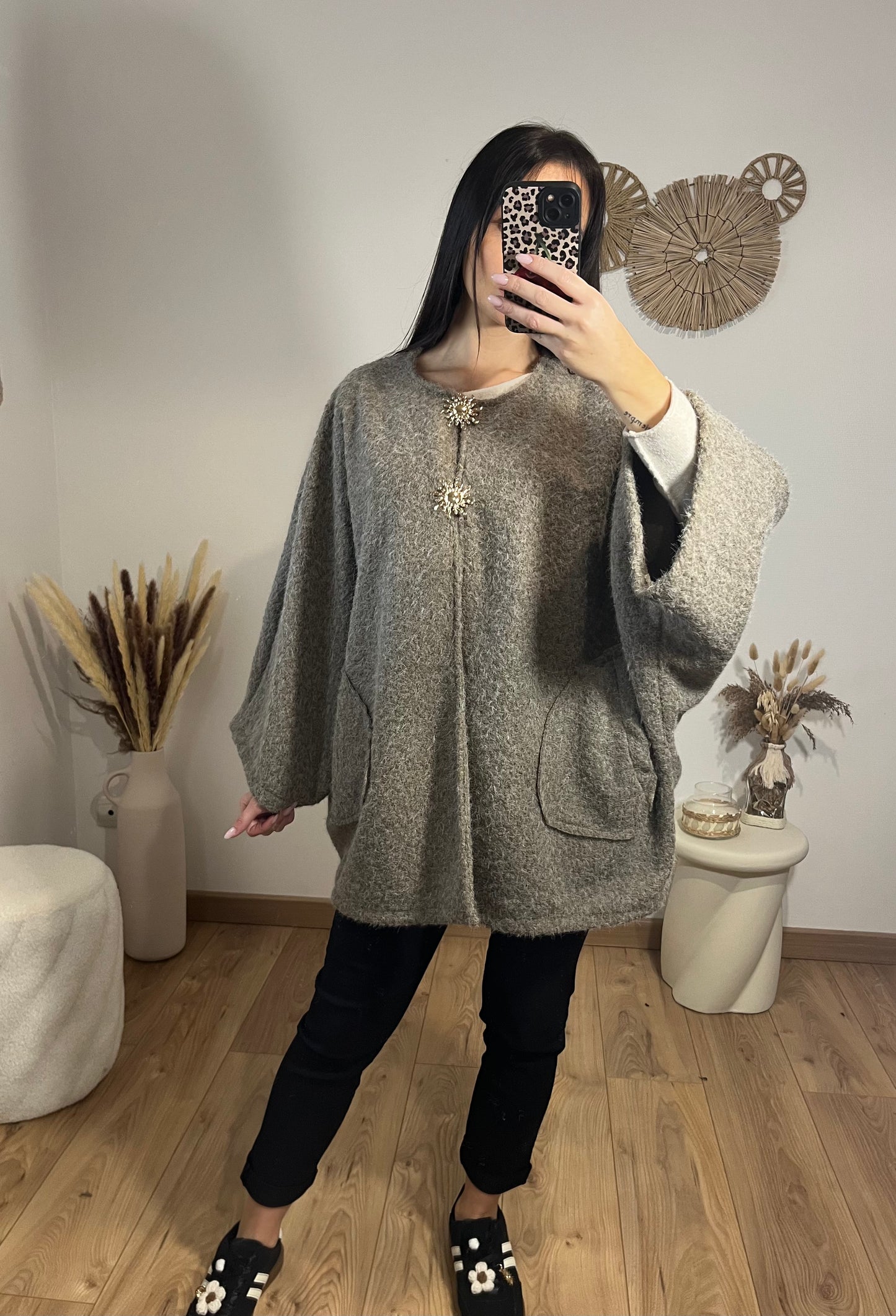 Veste feutrine taupe broche